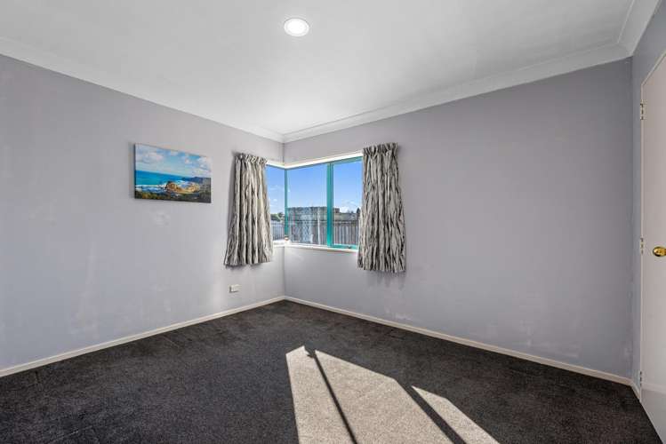 5 Azalea Dell Mount Maunganui_13