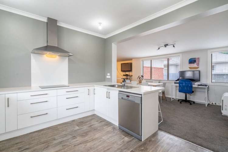 399 Tweed Street Georgetown_11