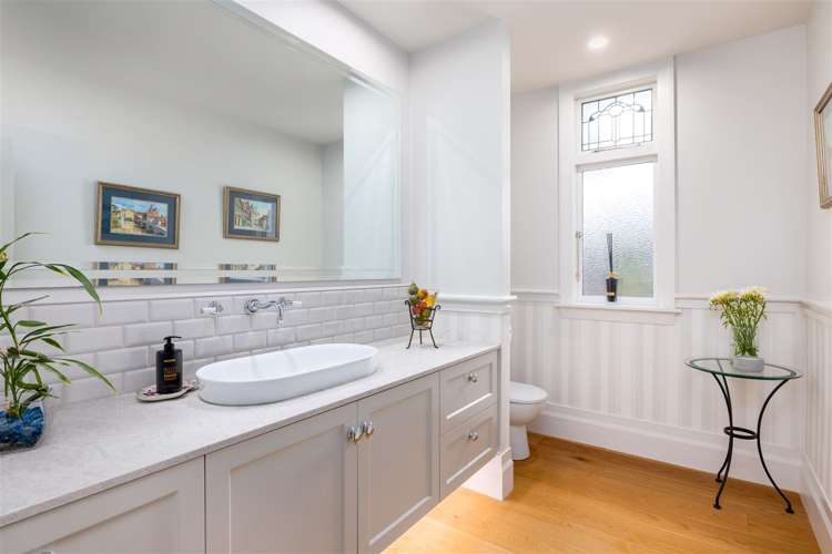 19 Brenchley Avenue Strowan_12