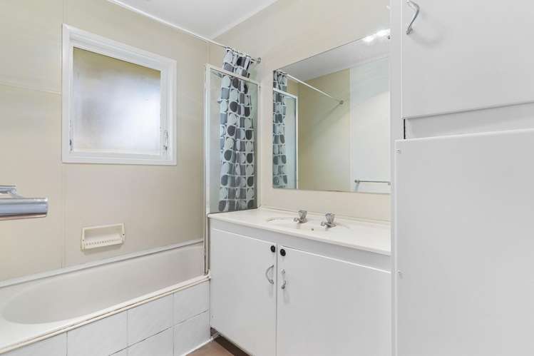 4/44 Turama Road Royal Oak_12