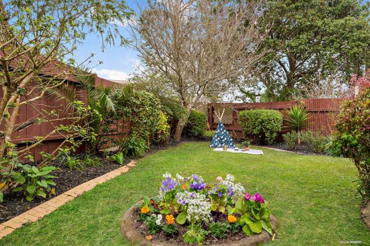 5/153a Te Atatu Road Te Atatu South_6