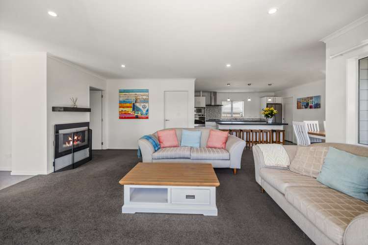 3 Montgomery Crescent Kinloch_3