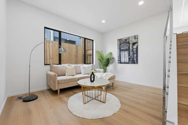 4 Mill Hill Close Flat Bush_4