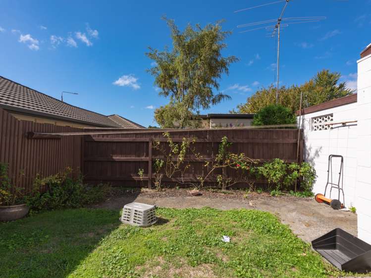 2/68 Maxwell Road Blenheim Central_16