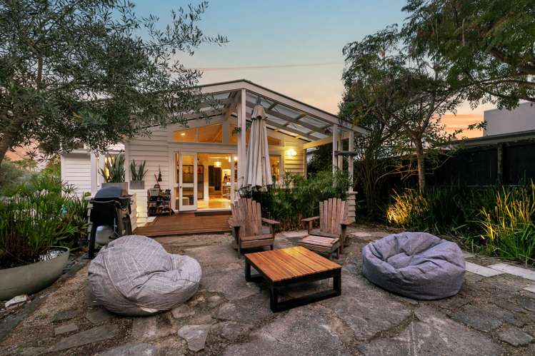 52 Kiwi Road Point Chevalier_13