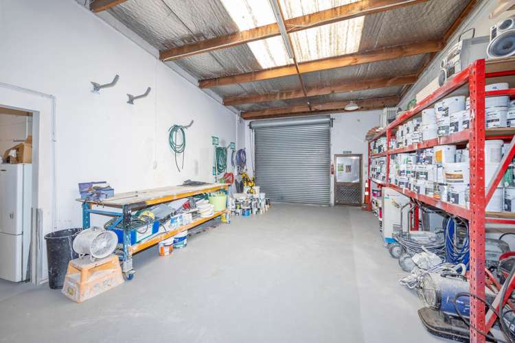 Unit A - 13 Lake Road Frankton_6