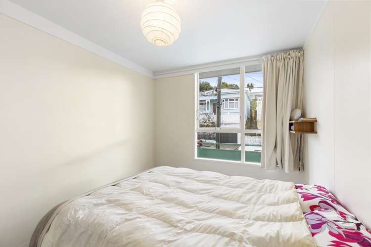 4/4 Kenwyn Terrace Newtown_5