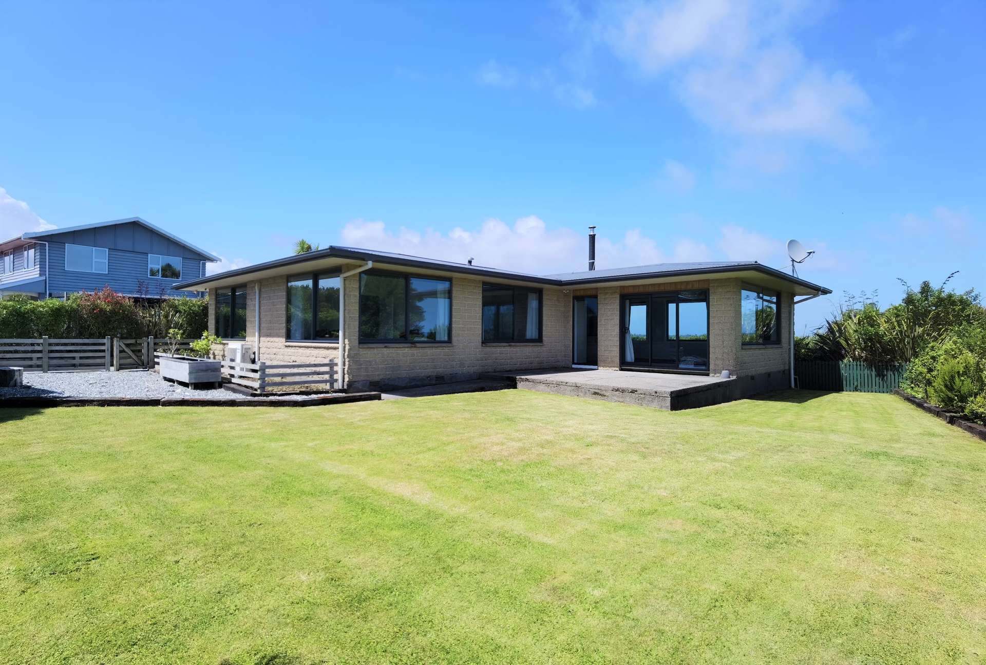 37 Whitcombe Terrace Hokitika_0