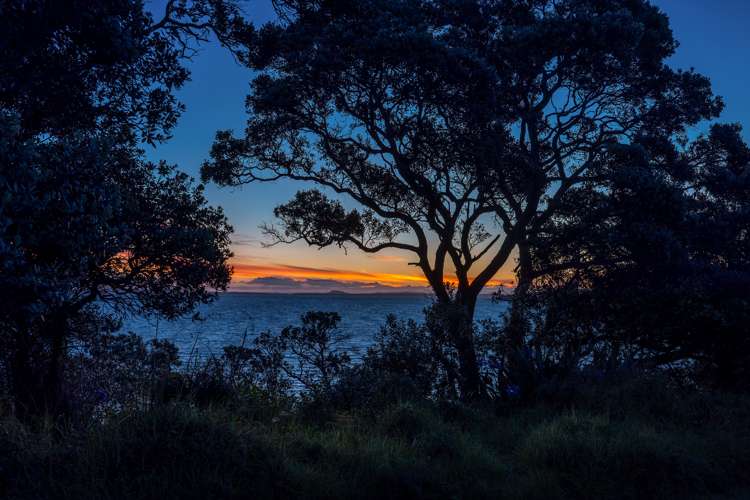 18 Esslin Road Surfdale_25