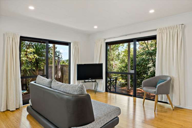 2/42a Salisbury Road Birkdale_6