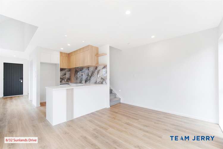 8/32 Sunlands Drive_5