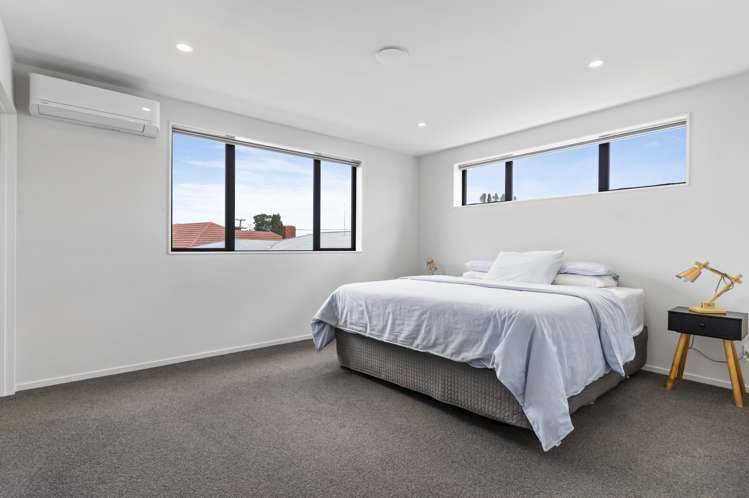 2/1 Tiaka Place Pakuranga_11