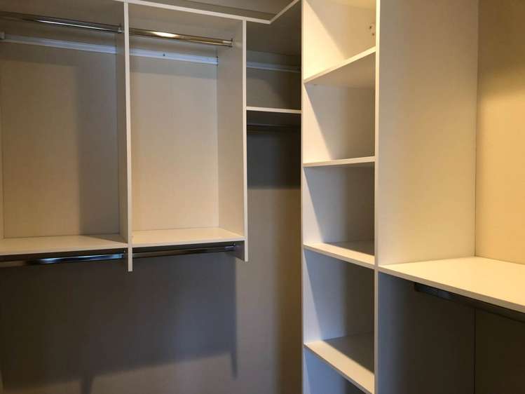 6 Chateau Rise Flat Bush_1