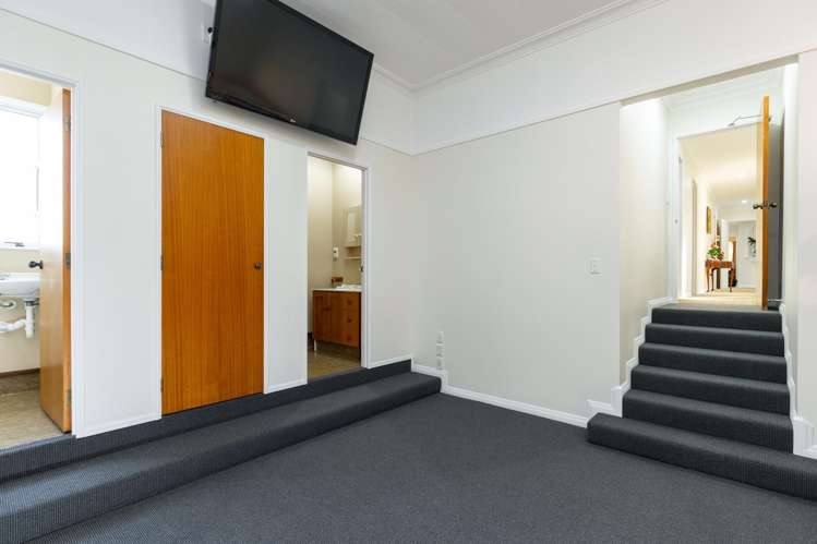 42 Waikawa Road Picton_32