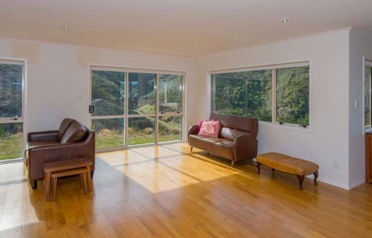 173 Parkvale Road Karori_2