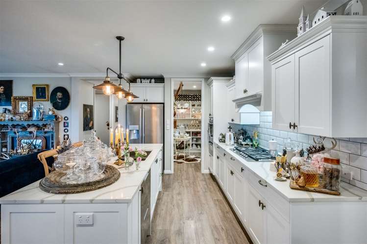 7 Aspiring Drive Poraiti_1