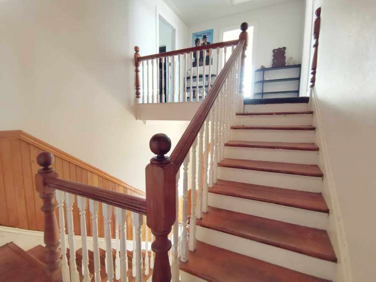 86 Bealey Street Hokitika_16
