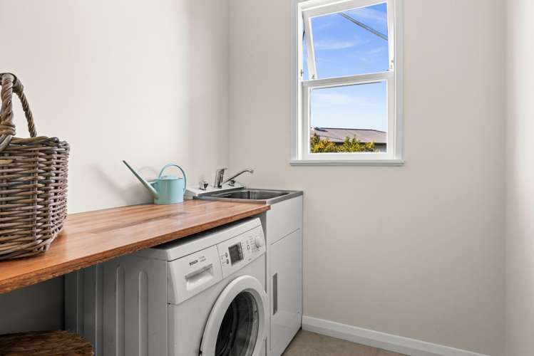 9 Chester Place Taradale_15