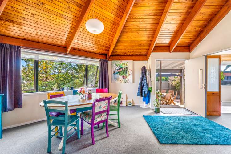 40 Farnham Drive Richmond_6