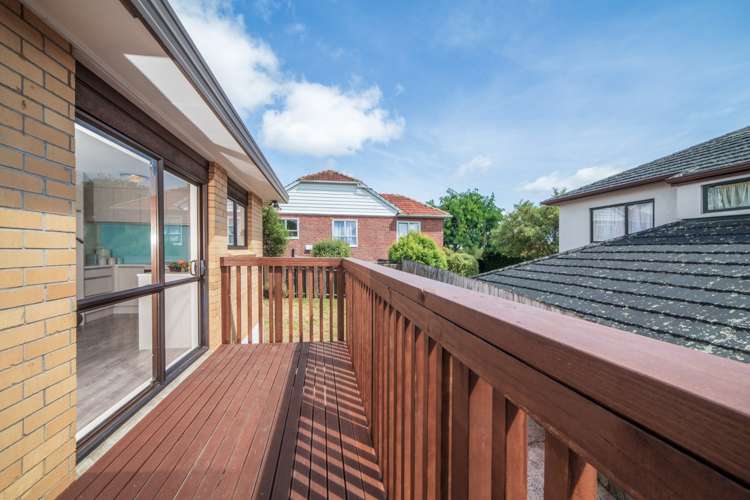 2/1515 Great North Road Waterview_12