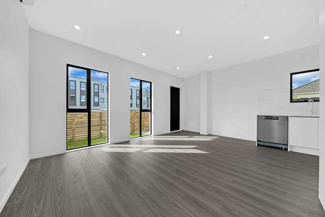 2/14 Montmere Avenue Te Atatu Peninsula_3