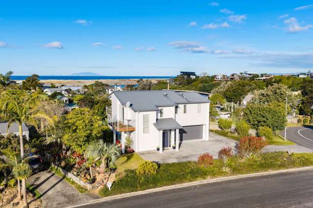 10 Taranui Place Mangawhai Heads_1