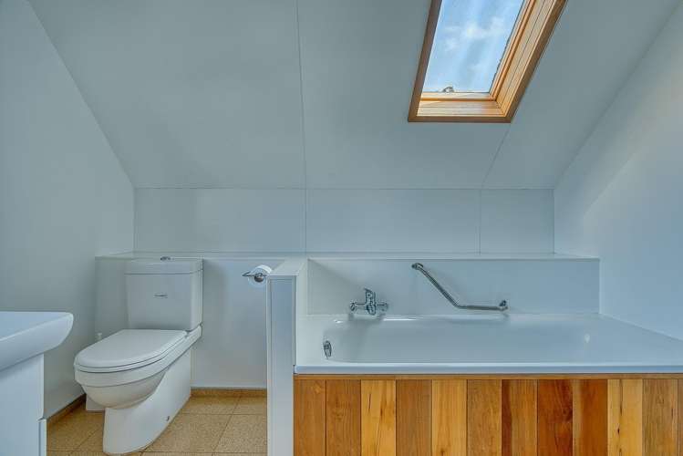 155 Revell Street Hokitika_16