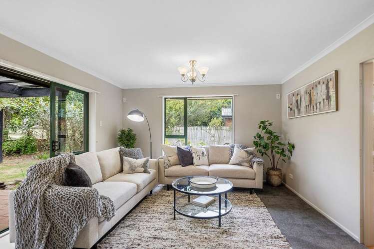 17 Devon Crescent Darfield_6