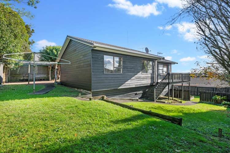 2/6 Sevilla Place Unsworth Heights_14