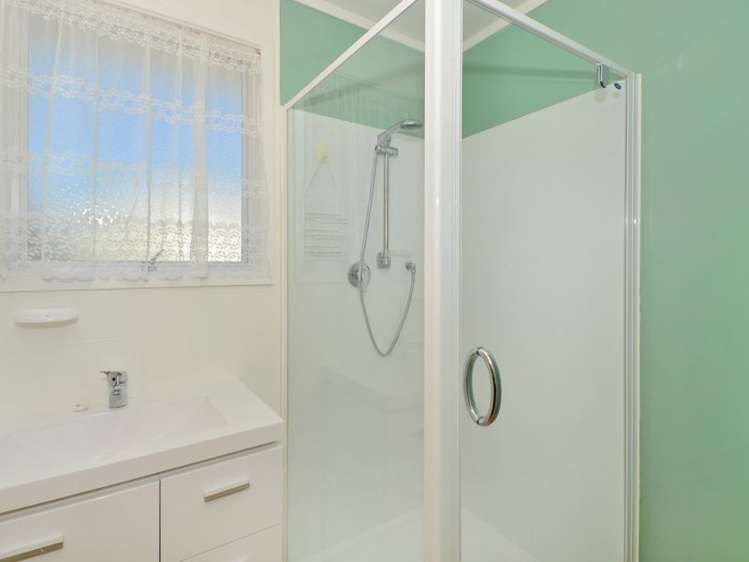 19 Paramount Parade Tikipunga_8