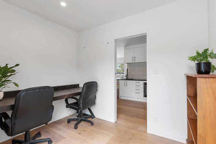 24 Sundown Avenue Manly_13