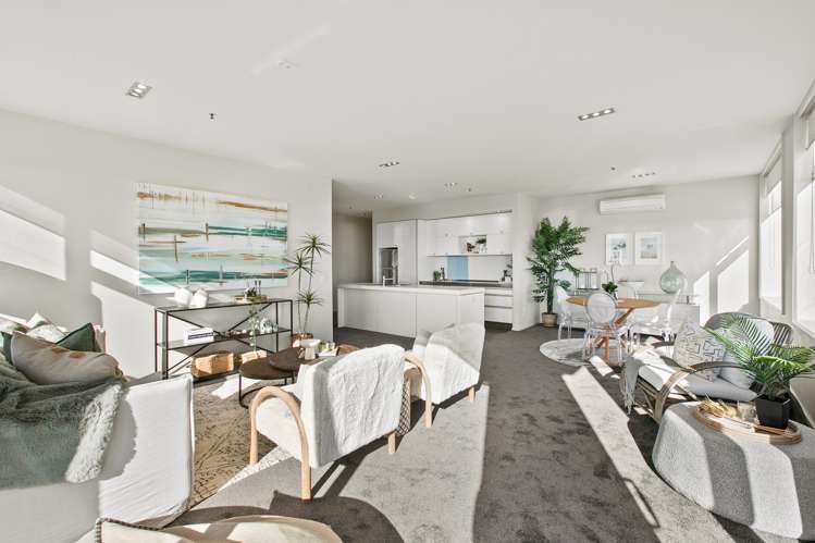 202/22 Liardet Street New Plymouth Central_5