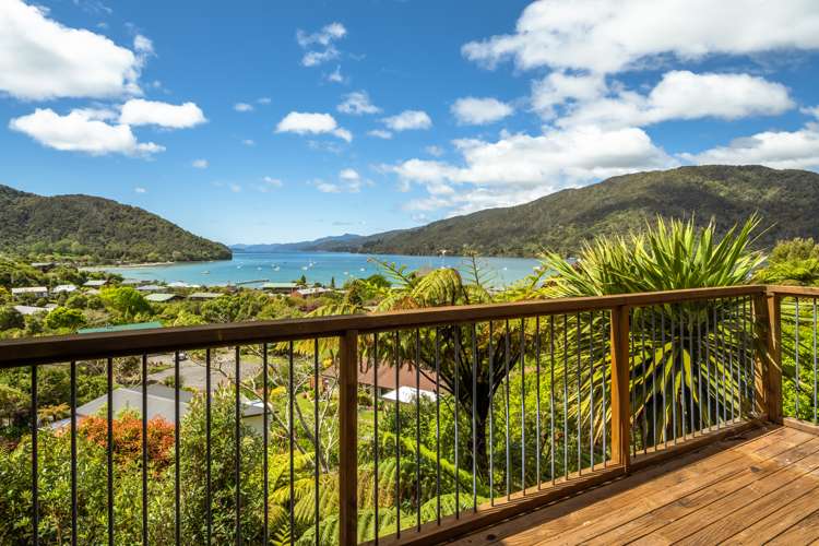 22 Tirimoana Terrace Anakiwa and Surrounds_17