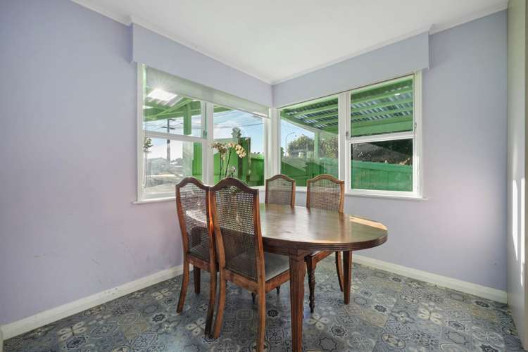 21 Kelwyn Road Kelston_6