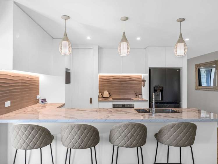 1 Cox Lane Amberley_14