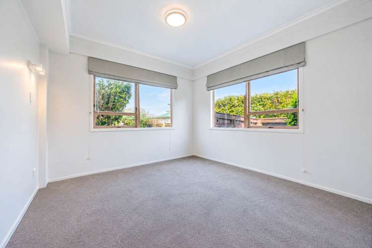2/30 St Vincent Avenue Remuera_14