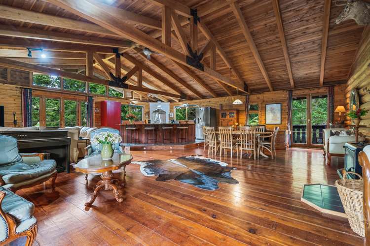 329 Vinegar Hill Road_0