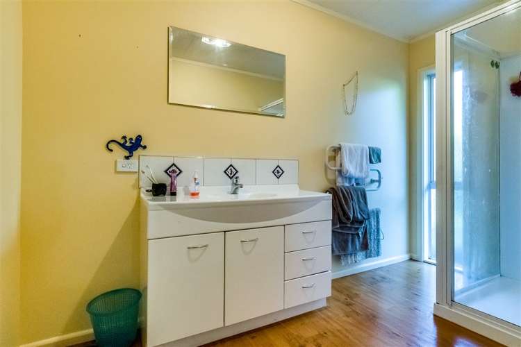 15a Awarua Crescent Havelock North_16