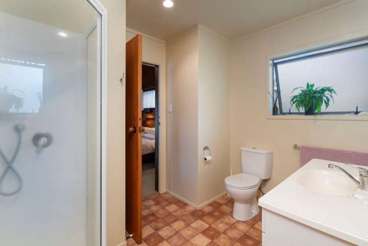 16 Vista Paku Pauanui_17