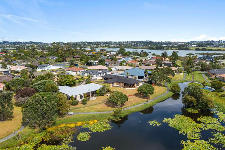 9 Lakeside Drive Orewa_18