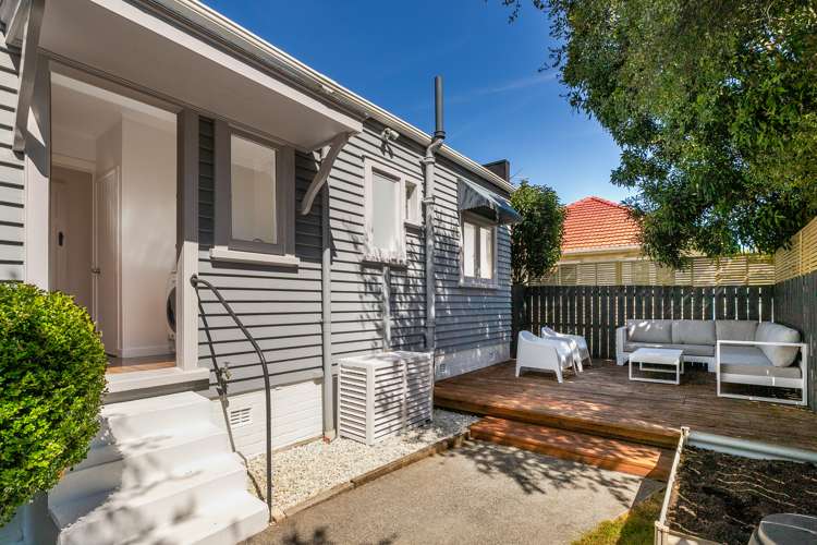 1113 New North Road Mount Albert_20