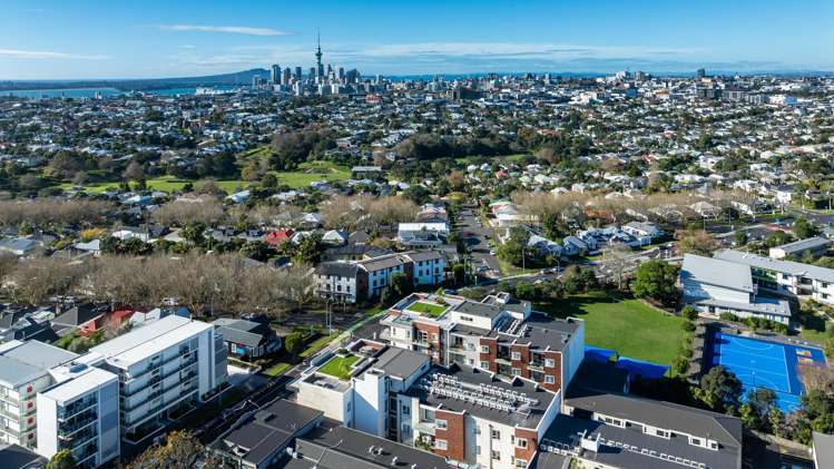 101/64 Surrey Crescent Grey Lynn_24
