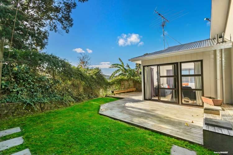 12 Tagor Street Glen Eden_12