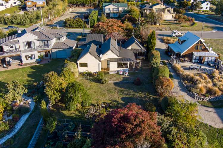 8 Kennedy Crescent Wanaka_4