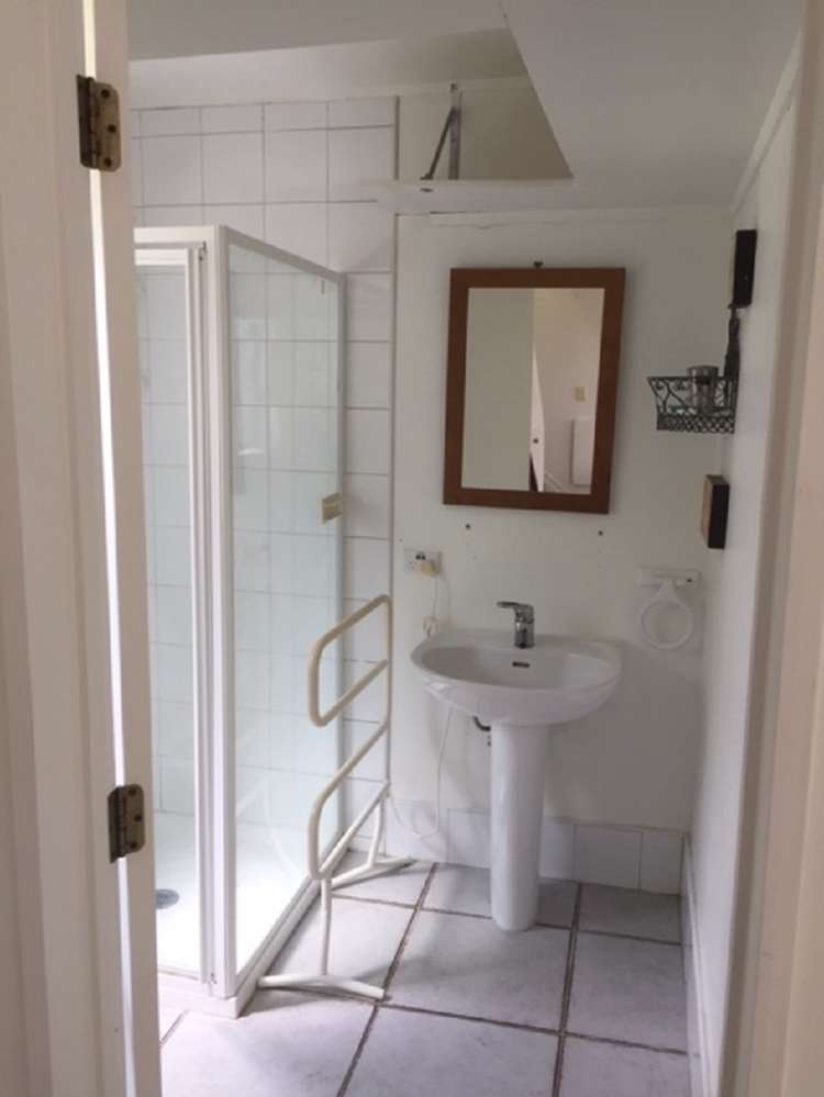 219 Gills Road Albany Heights_11