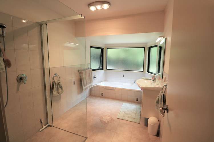 1356 State Highway 14 Maungatapere_14