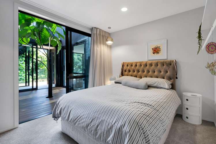 12A Baring Terrace Strandon_25