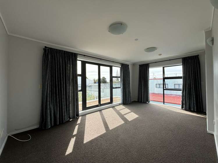 1/38 Wakelin Road Beachlands_5