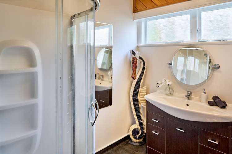 281 Riverside Drive Waterloo_11