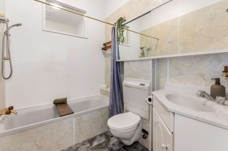 202 Clyde Street Island Bay_18